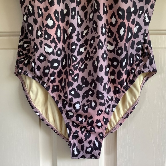 G.I.L.I. Convertible Ruffle Top One-Piece Swimsuit Pink Leopard SZ 12 NWOT - Picture 4 of 16